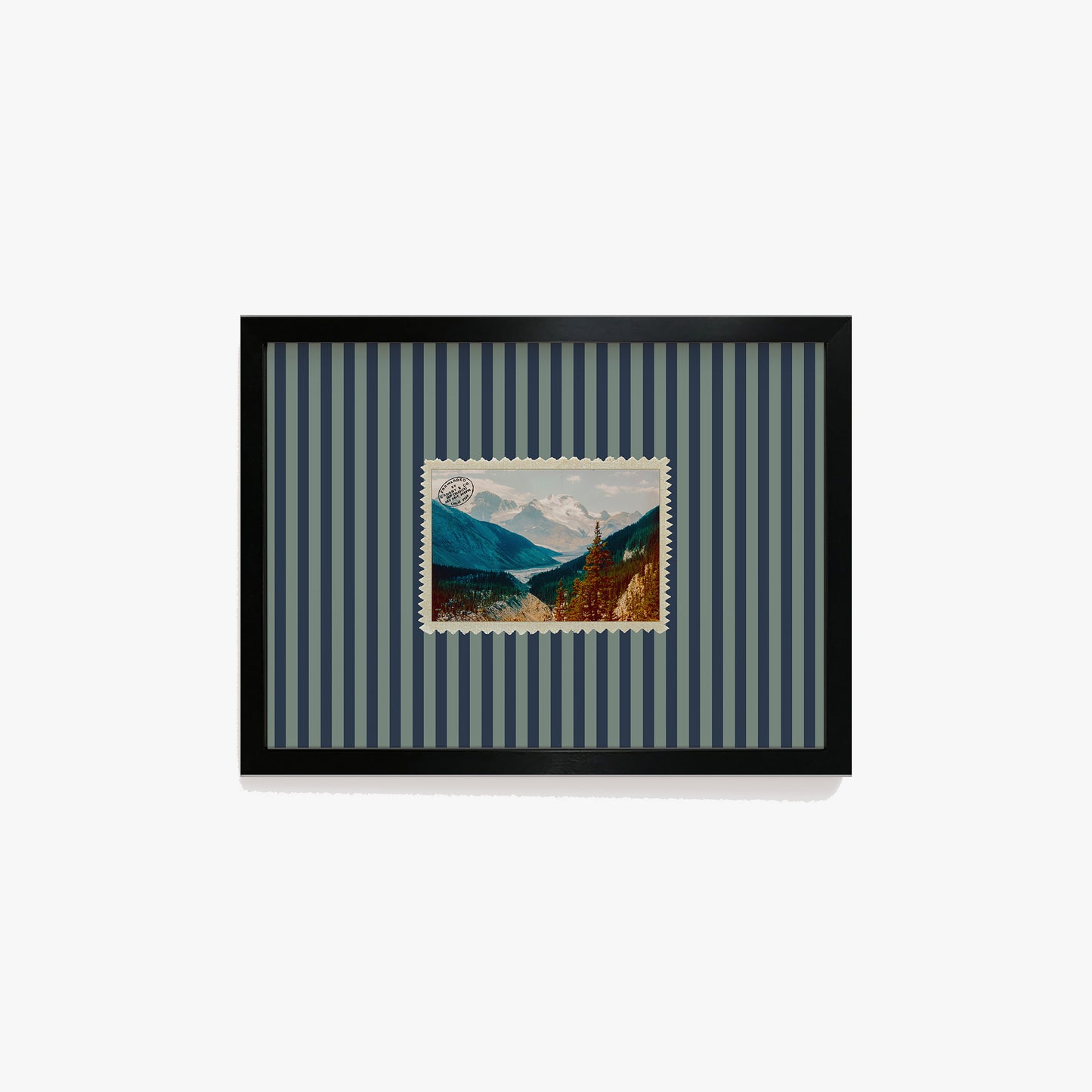 Canada Striped Print